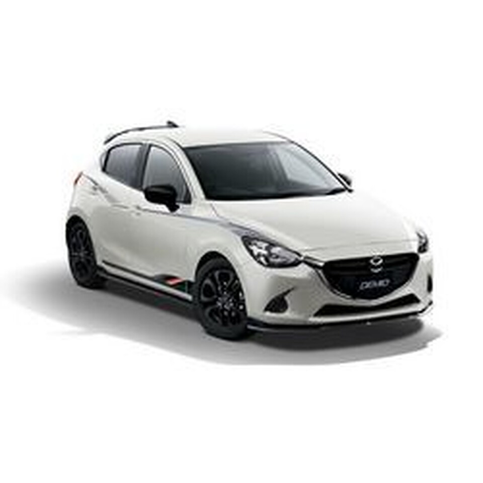 Mazda Demio IV, цена установки