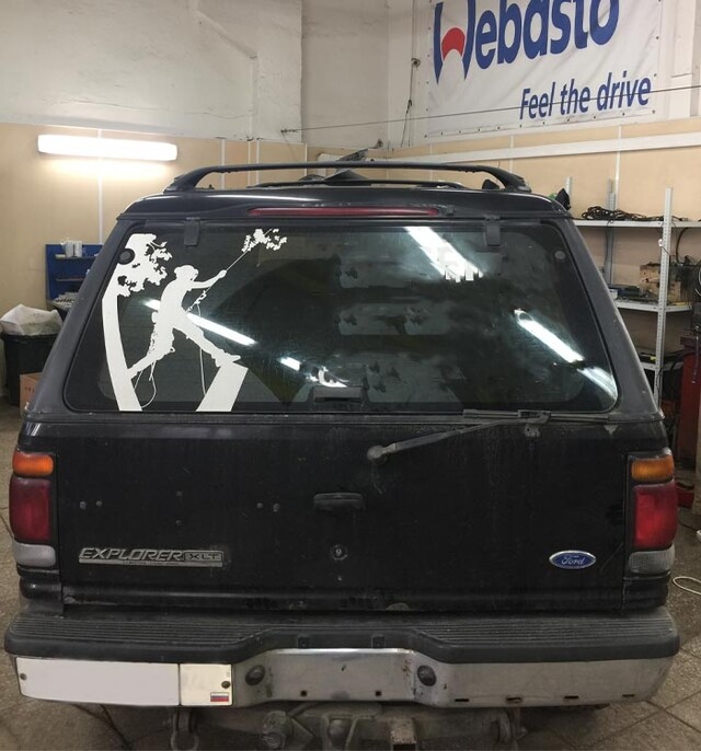 Ford Explorer II. Установка Webasto Air Top 2000 STC. Управление-Терморегулятор (крутилка)